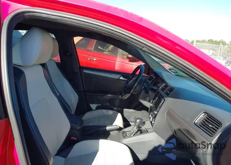 2016 Volkswagen Jetta 1.8T Sport from USA, damaged, VIN 3VWD17AJ1GM226650